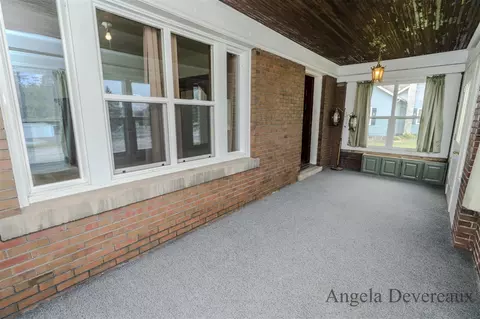 Exterior - 110 E Main, Edmore, MI 48829 photo 7 of 13