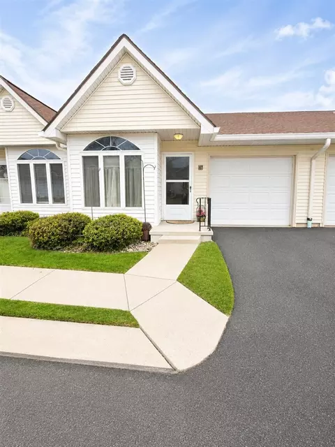 729 W Clark #76, Tecumseh, MI 49286