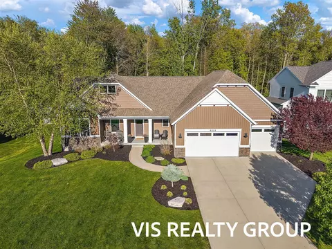 6318 Eaglewood, Hudsonville, MI 49426