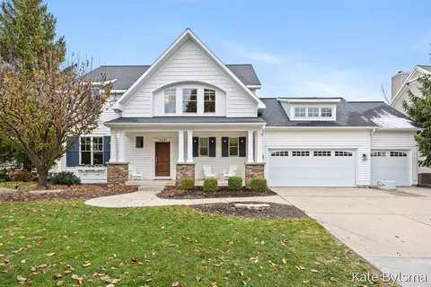 548 Village Spgs, Ada, MI 49301