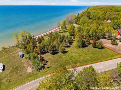 adams, South Haven, MI 49090