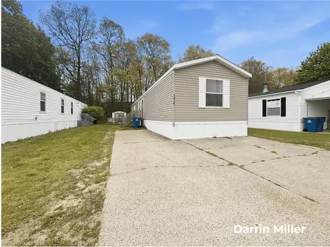 1436 Sarnia, Norton Shores, MI 49444
