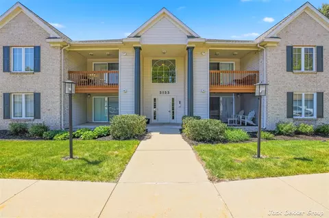 3153 E Crystal Waters #2, Holland, MI 49424