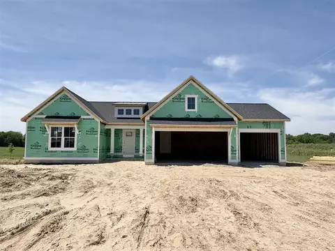 7093 Kettle Dl, Alto, MI 49302