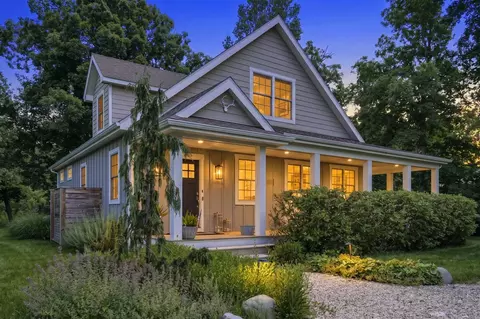 5553 Hidden Pond, Sawyer, MI 49125