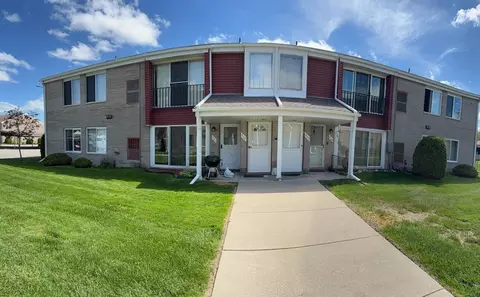 503 Sunset, Saint Clair Shores, MI 48082