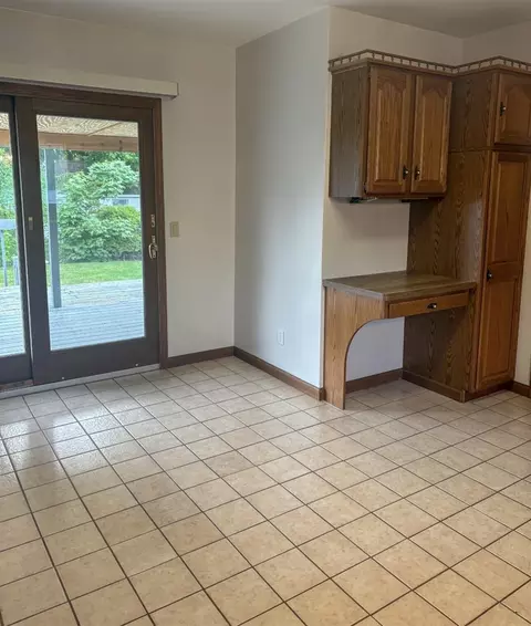 Kitchen - 1012 Sixth, Jackson, MI 49203 photo 2 of 3