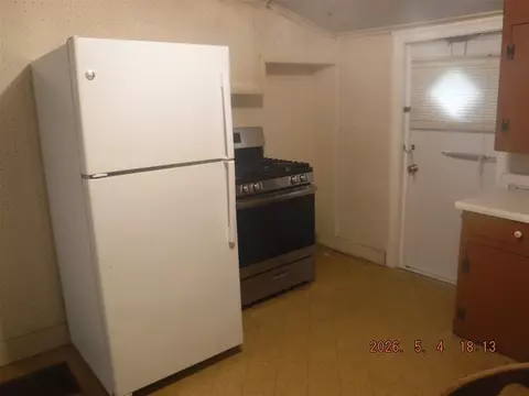 Kitchen - 418 E Arbor, Marcellus, MI 49067 photo 2 of 2