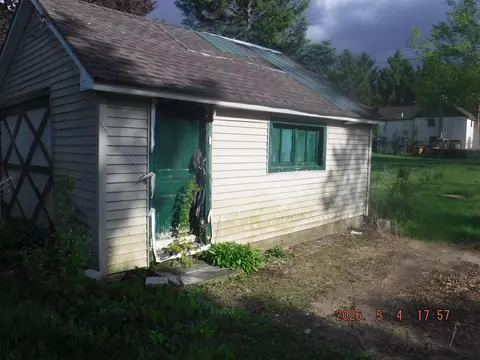 Exterior - 418 E Arbor, Marcellus, MI 49067 photo 3 of 4