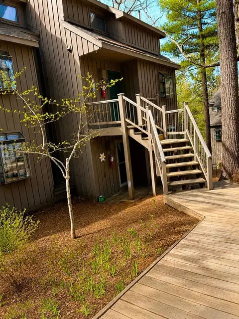 42 Hawks NE #42, Glen Arbor, MI 49636