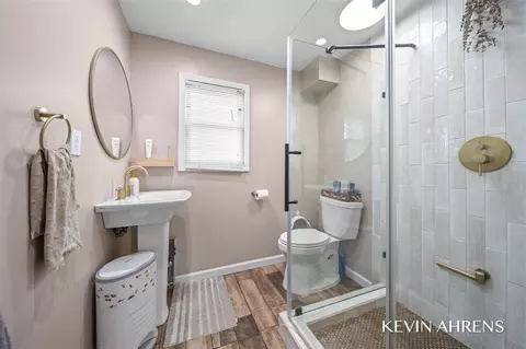 Bath - 16927 Juniper, Conklin, MI 49403 photo 2 of 2