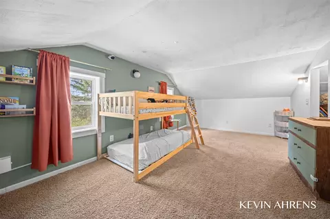 Bedroom - 16927 Juniper, Conklin, MI 49403 photo 4 of 7