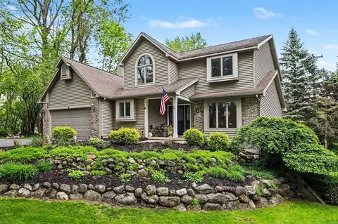 104 Briars Farm, Battle Creek, MI 49017