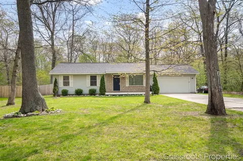 11706 S Us 31, Montague, MI 49437