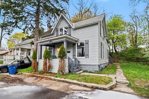 280 6th, Manistee, MI 49660