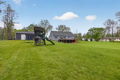 Exterior - 7615 Lansing, Jackson, MI 49201 photo 16 of 26