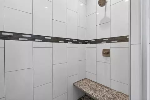Bath - 7615 Lansing, Jackson, MI 49201 photo 8 of 13