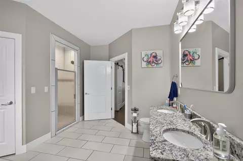 Bath - 7615 Lansing, Jackson, MI 49201 photo 5 of 13