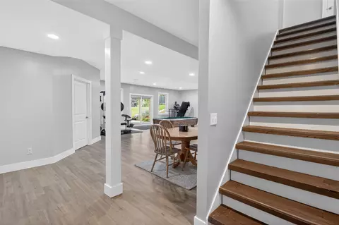Entry Way - 7615 Lansing, Jackson, MI 49201 photo 10 of 11