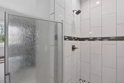 Bath - 7615 Lansing, Jackson, MI 49201 photo 7 of 13