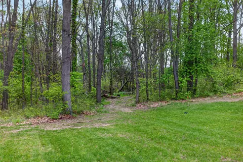 Exterior - 7615 Lansing, Jackson, MI 49201 photo 5 of 26