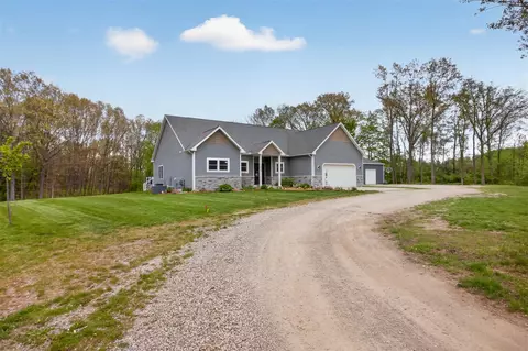 Exterior - 7615 Lansing, Jackson, MI 49201 photo 26 of 26
