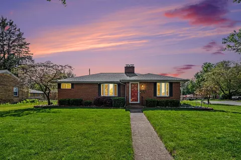 751 Larkspur, Grand Rapids, MI 49504