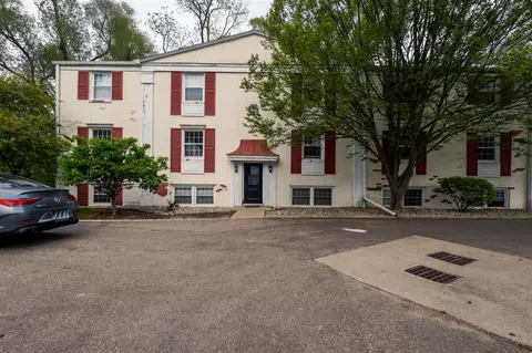 724 C Garland Cir, Kalamazoo, MI 49008