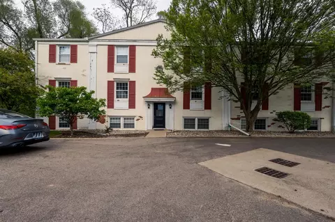 724 C Garland Cir, Kalamazoo, MI 49008