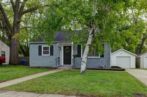 1419 Bronx, Kalamazoo, MI 49048