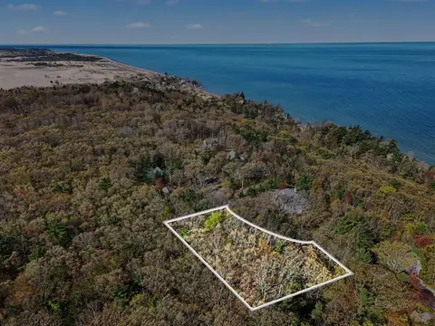 N Silver Ridge, Mears, MI 49436