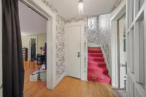 Entry Way - 1011 W Maumee, Adrian, MI 49221 photo 2 of 4