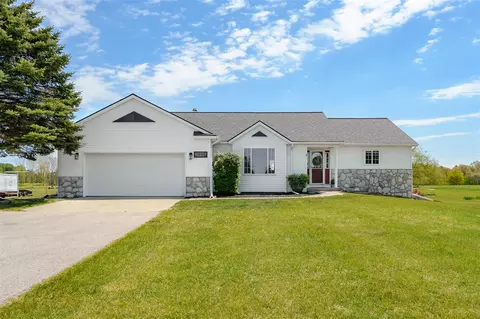 3565 4th, Wayland, MI 49348