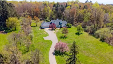 6352 143rd, Holland, MI 49423