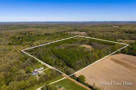 3325 127th, Allegan, MI 49010