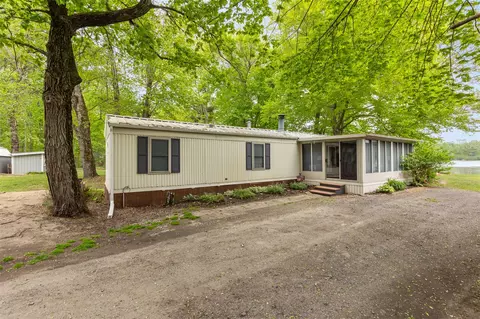 3379 S Spec Lk, Allegan, MI 49010