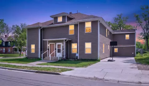 127 W Wilkins, Jackson, MI 49203
