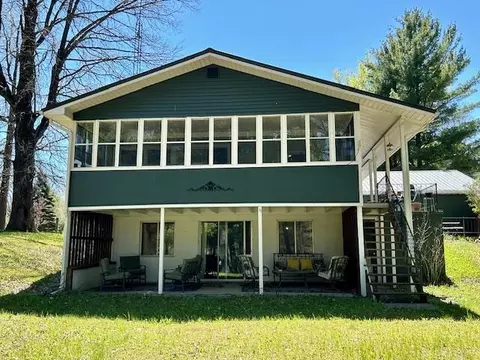 10158 S S Riv, Evart, MI 49631 photo 2