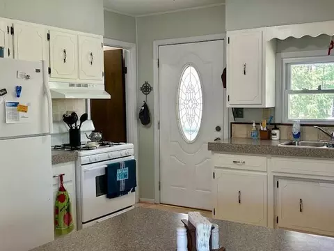 10158 S S Riv, Evart, MI 49631 photo 12