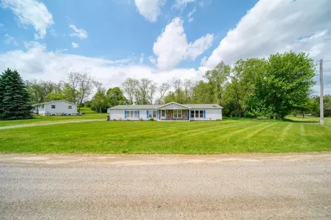 120 Kathy, Brooklyn, MI 49230