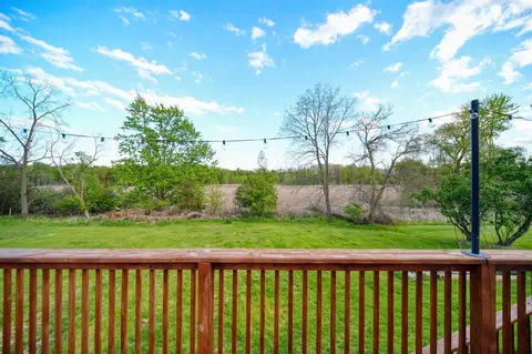 Exterior - 1729 Plateau, Jackson, MI 49203 photo 7 of 17