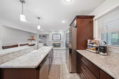 Kitchen - 1729 Plateau, Jackson, MI 49203 photo 3 of 4