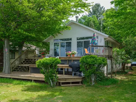 1192 Cherry, South Haven, MI 49090
