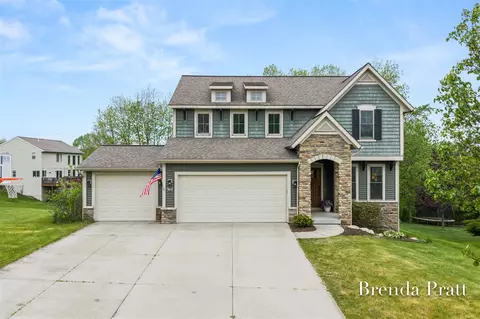 9845 Sunset Rdg, Rockford, MI 49341