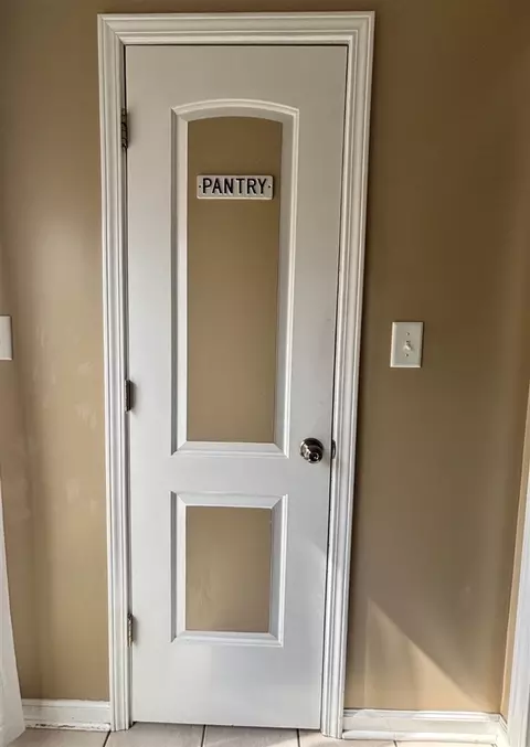 Entry Way - 404 Cedar, Three Oaks, MI 49128 photo 2 of 2