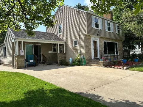 404 Cedar, Three Oaks, MI 49128