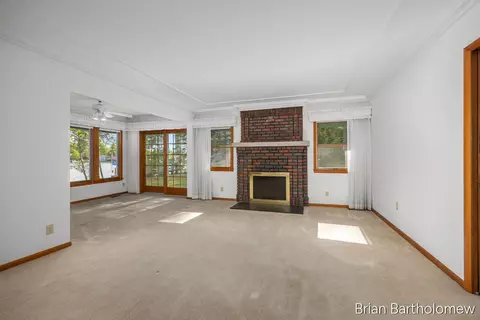 Living - 2550 Lakeside, Stanton, MI 48888 photo 1 of 3