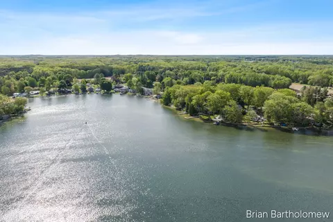 View/Area - 2550 Lakeside, Stanton, MI 48888 photo 3 of 4