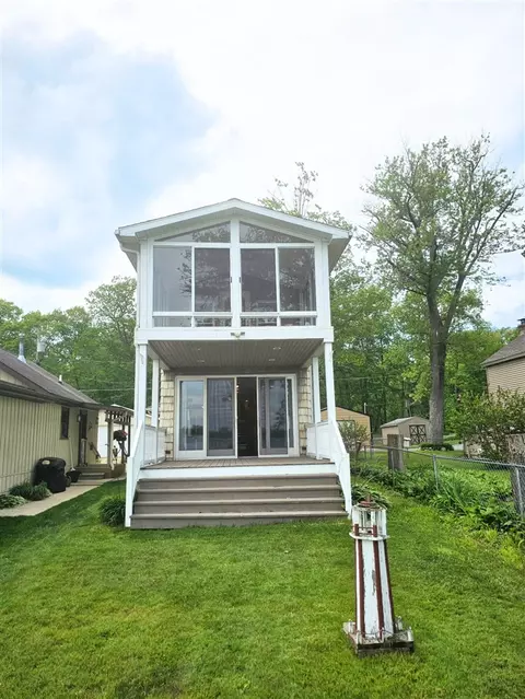 11287 Ullrey, Vicksburg, MI 49097