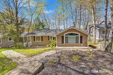 11320 Alpine, Canadian Lakes, MI 49346